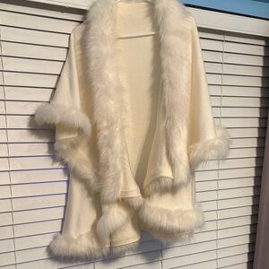 Elegant Cream Faux Fur Trim Shawl
